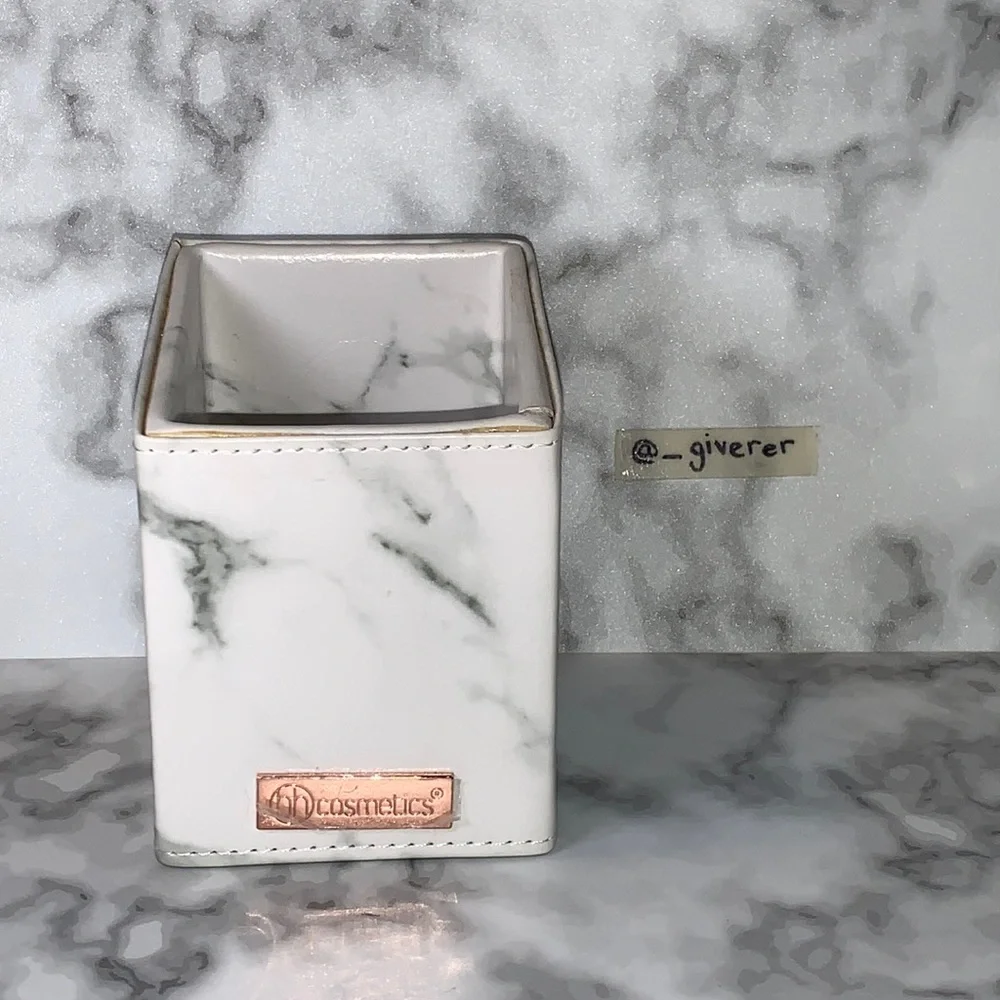 Marble Faux Leather BH Cosmetics Angled Brush Holder - Marble